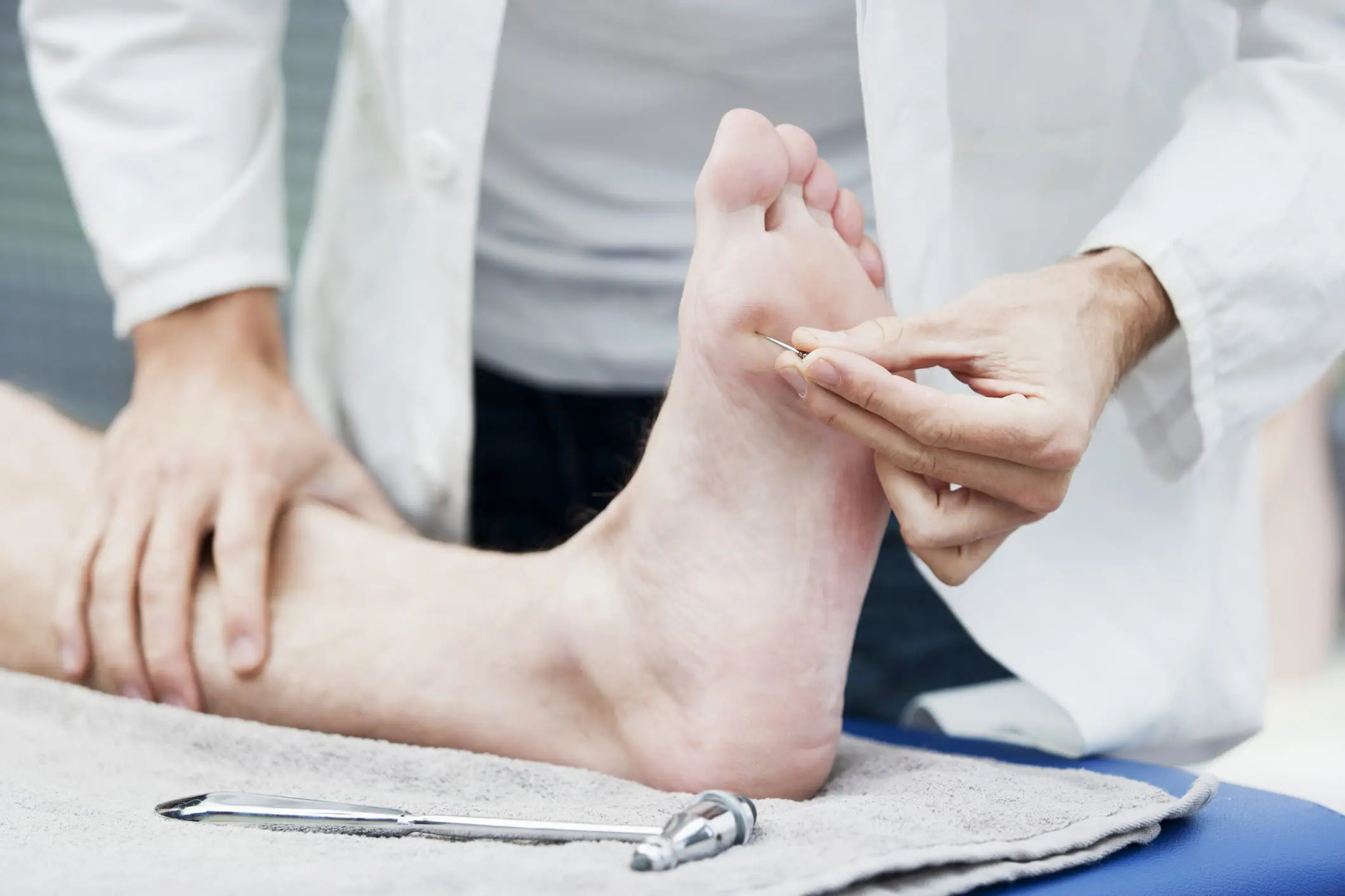 Diabetic Neuropathy: Signs, Symptoms, and Treatments